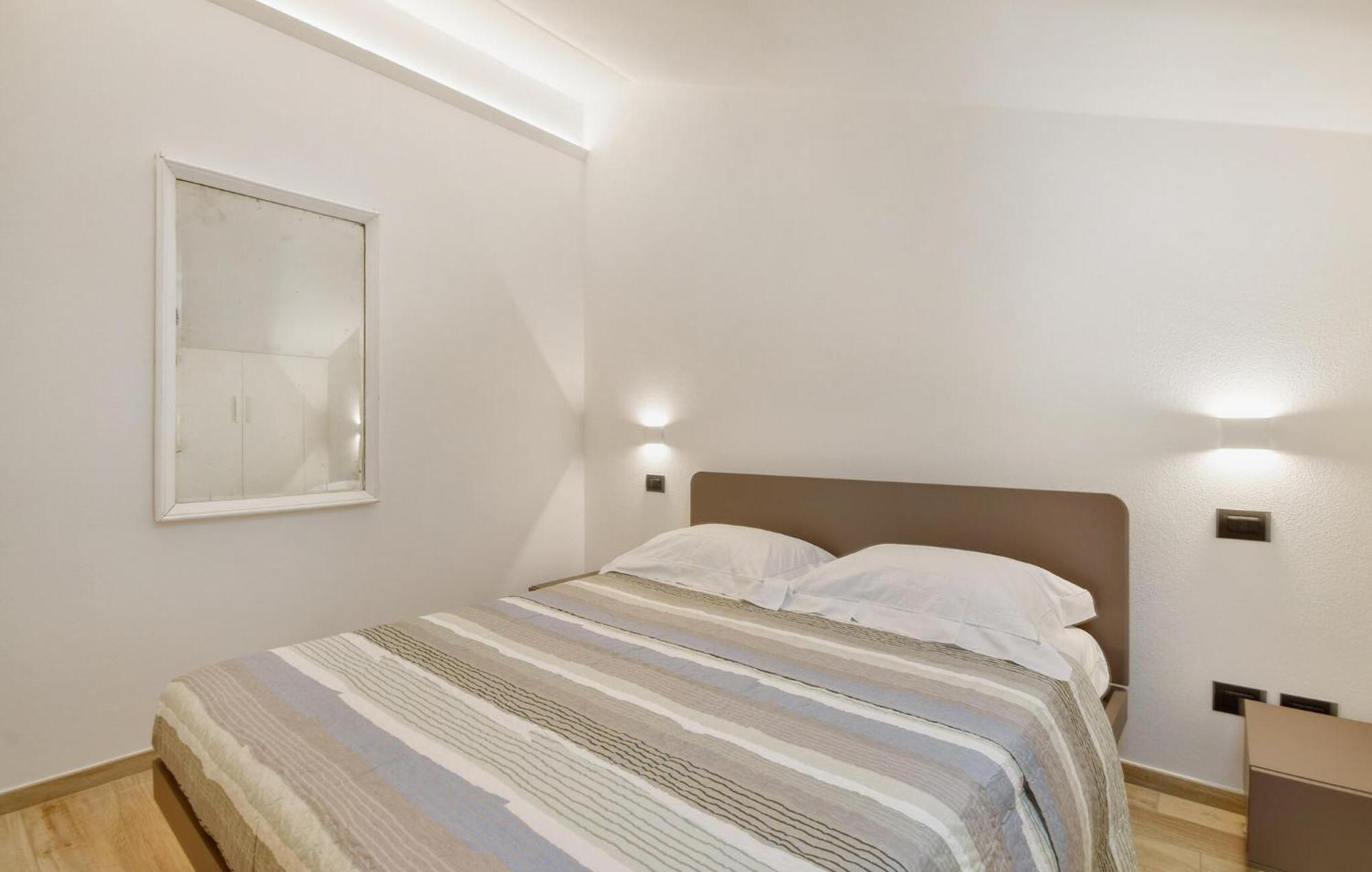 Beautiful Apartment In Moneglia With Kitchen Kültér fotó